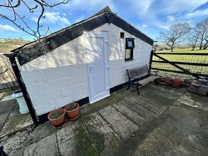 Photo 31- click for photo gallery